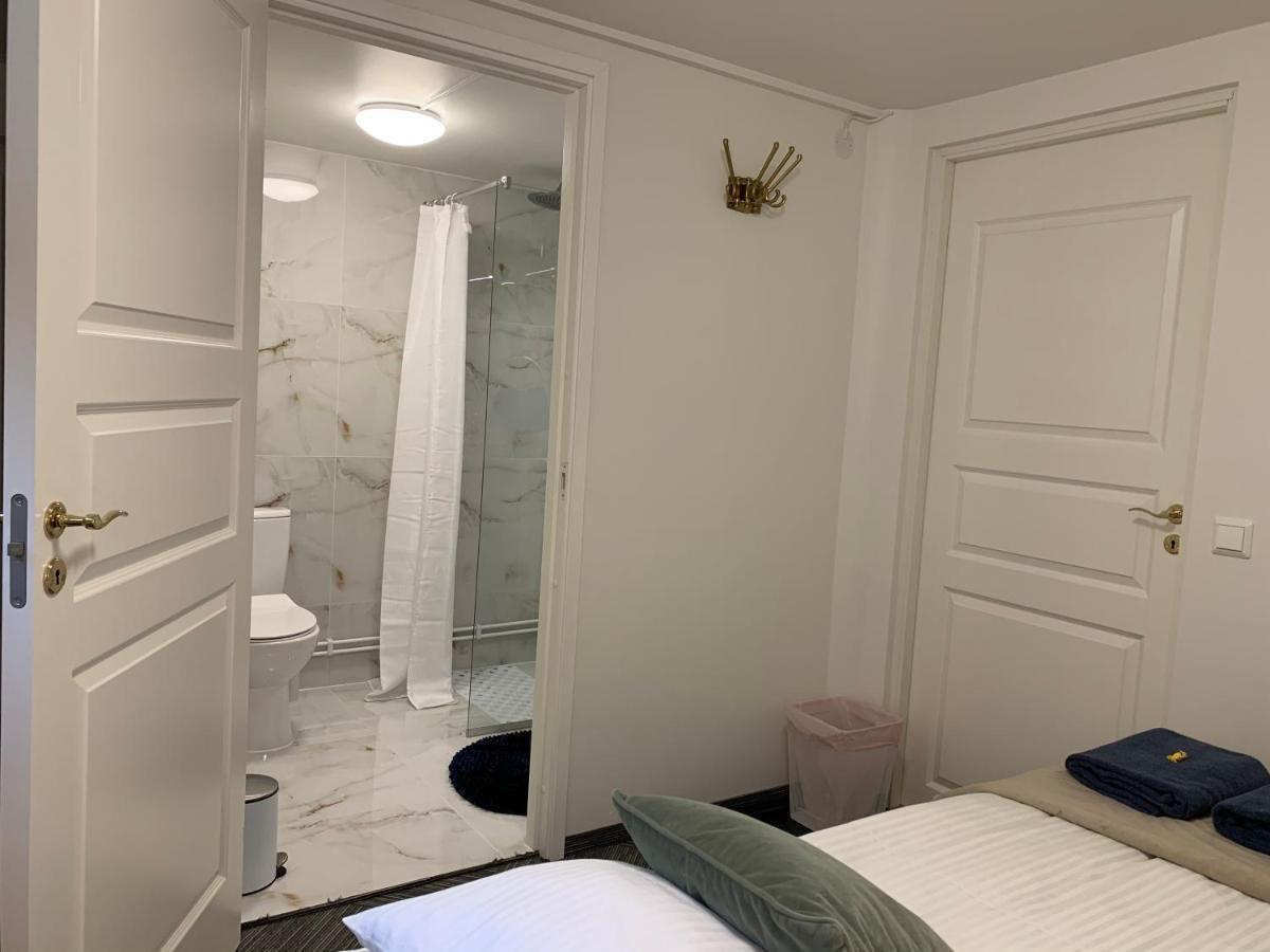 Vid Gekas Ullared Boende B&B Bagian luar foto