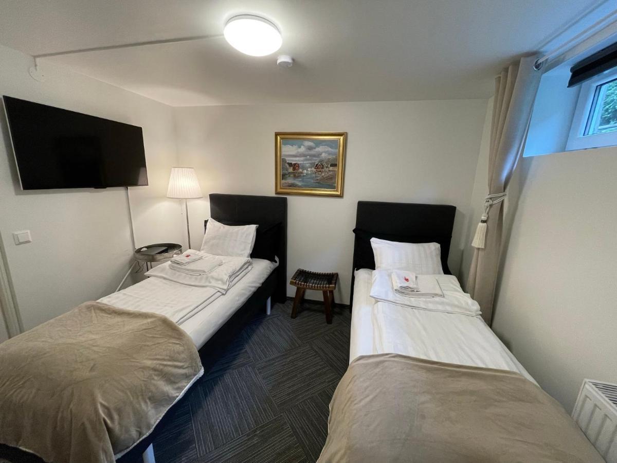 Vid Gekas Ullared Boende B&B Bagian luar foto