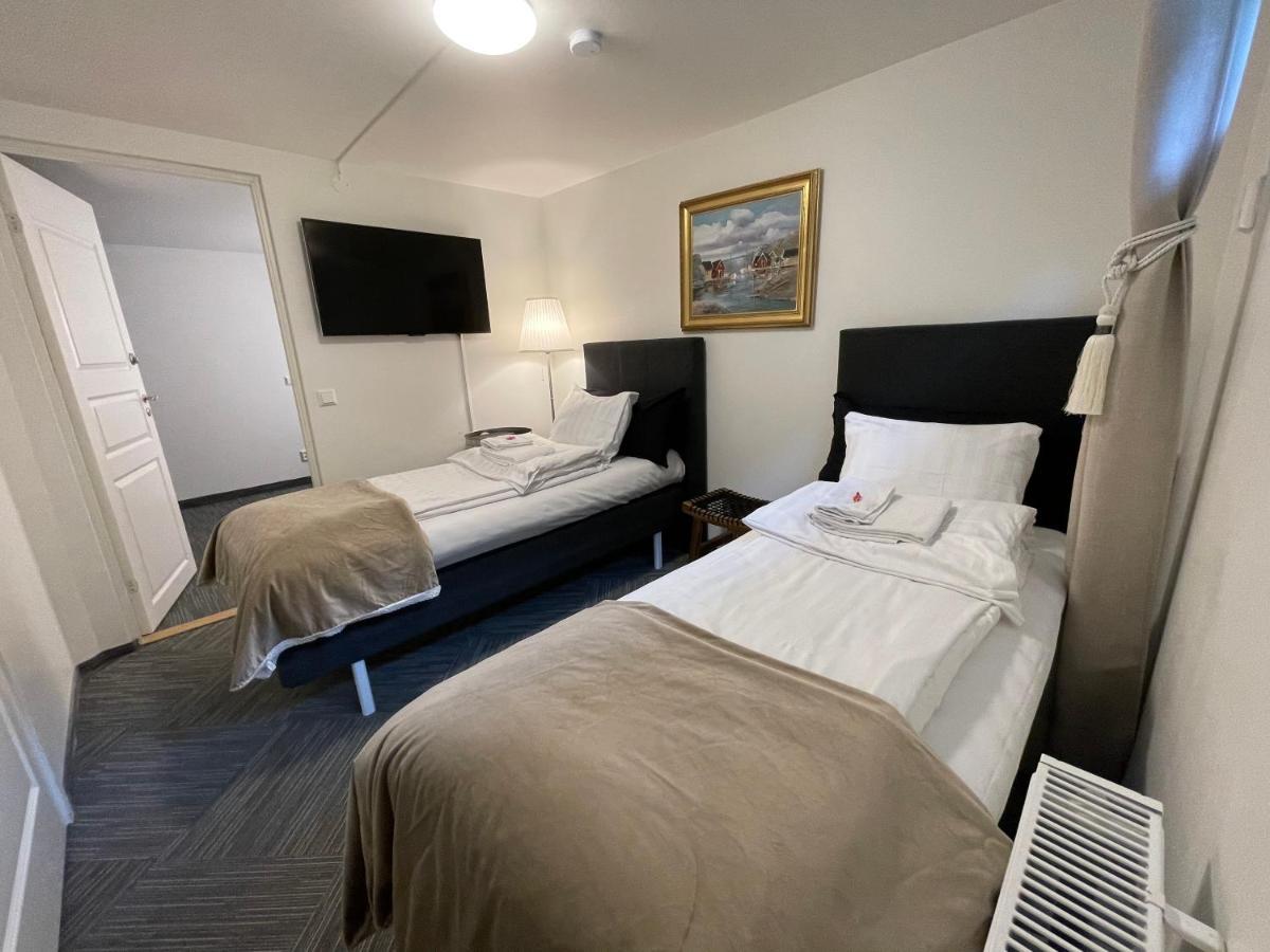 Vid Gekas Ullared Boende B&B Bagian luar foto