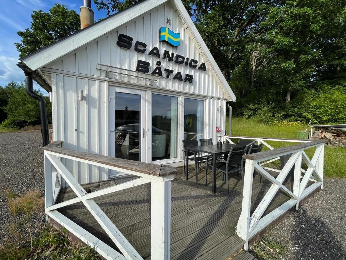 Vid Gekas Ullared Boende B&B Bagian luar foto