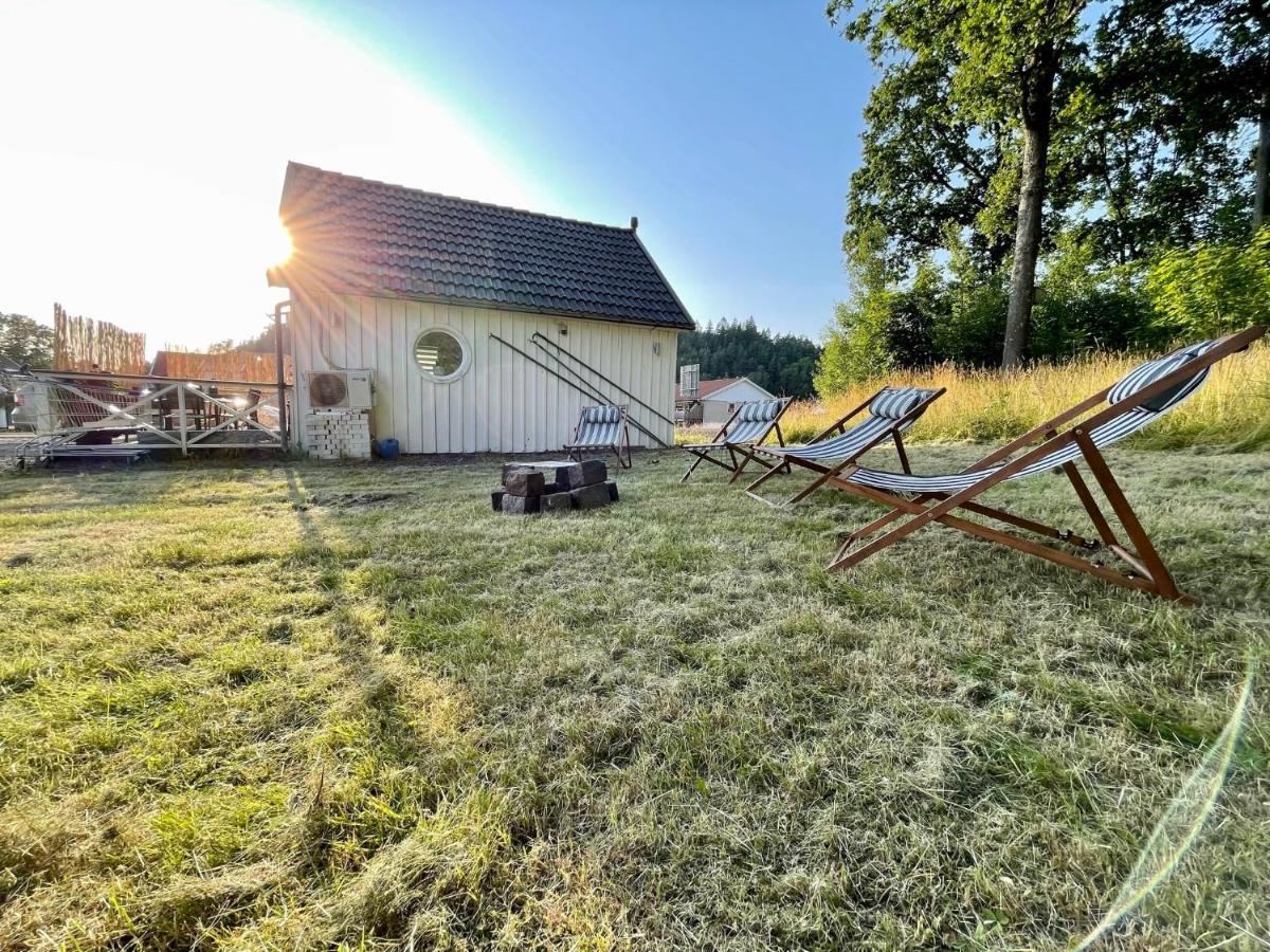 Vid Gekas Ullared Boende B&B Bagian luar foto
