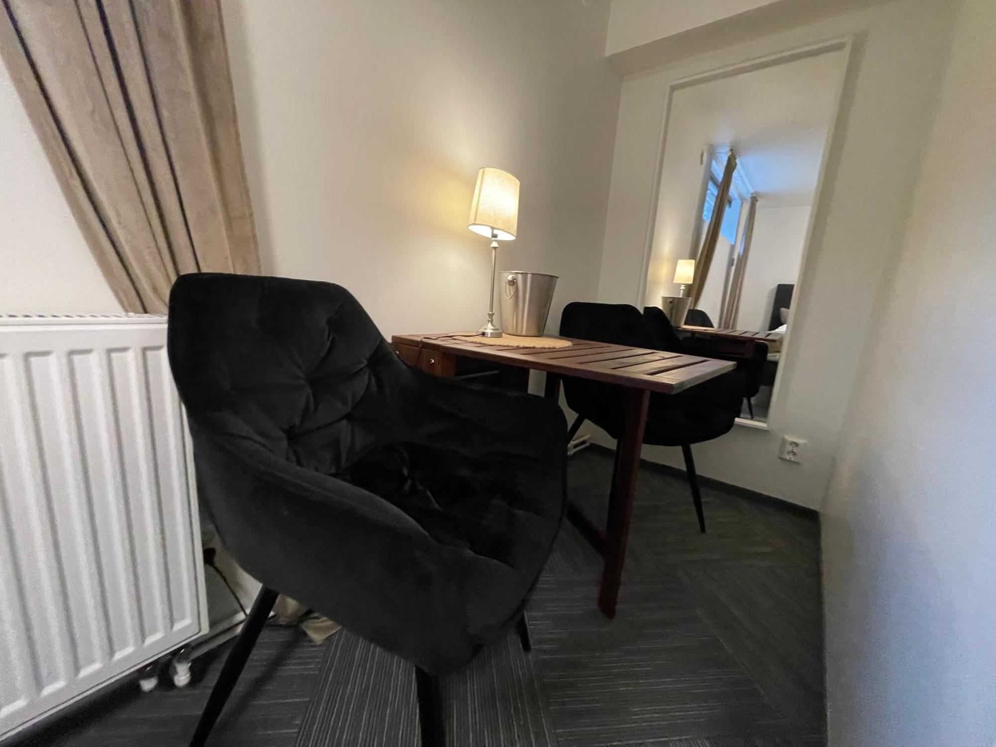 Vid Gekas Ullared Boende B&B Bagian luar foto