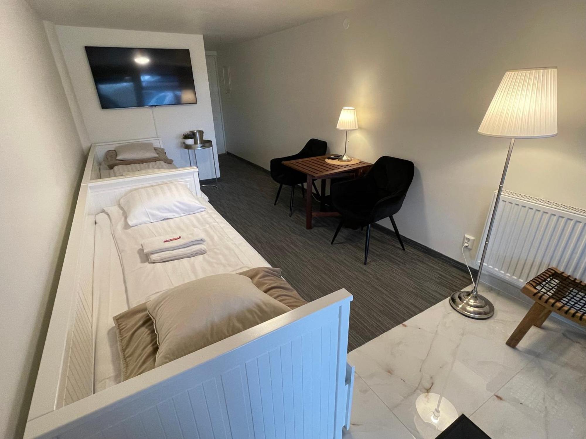 Vid Gekas Ullared Boende B&B Bagian luar foto