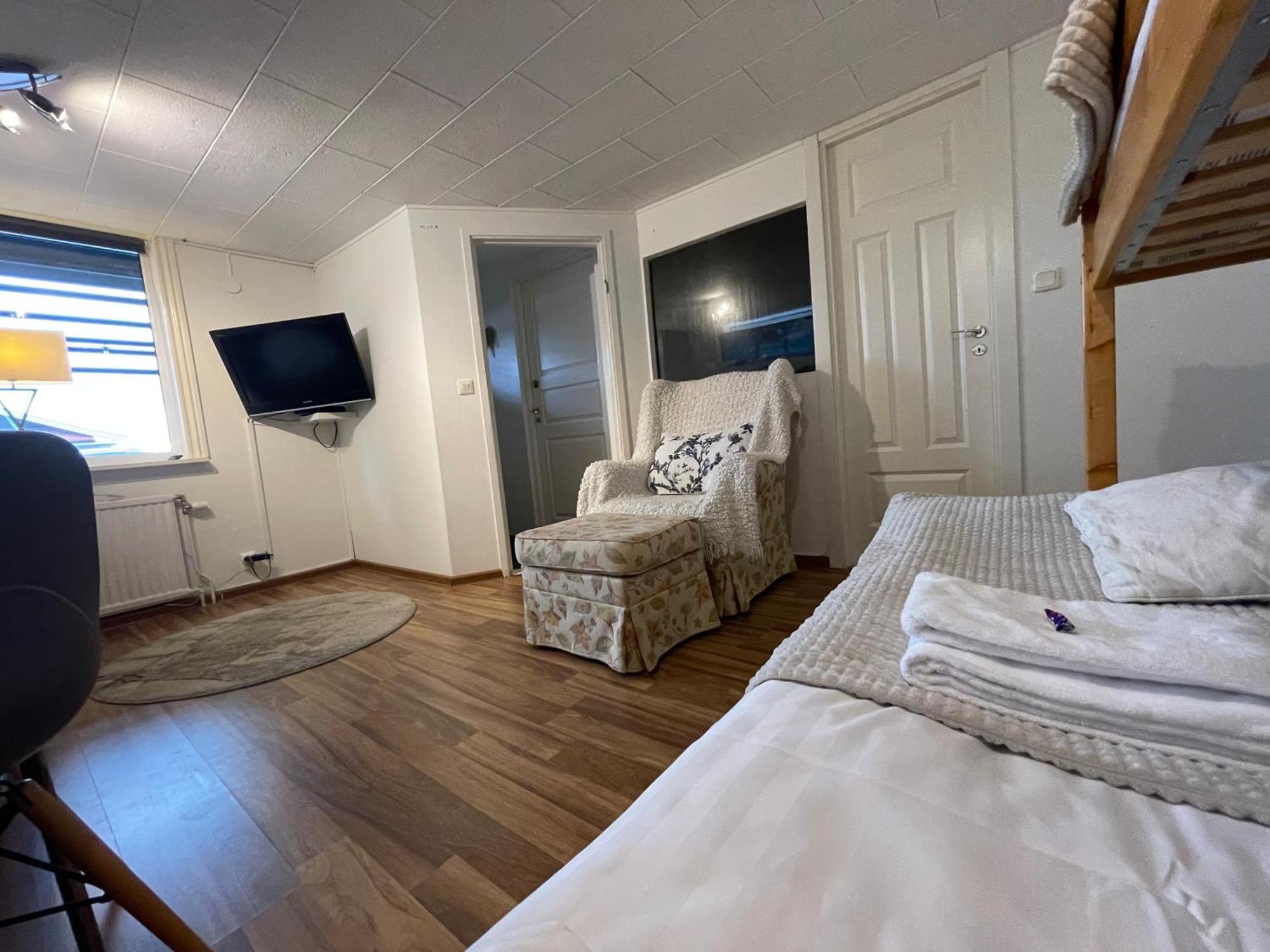 Vid Gekas Ullared Boende B&B Bagian luar foto