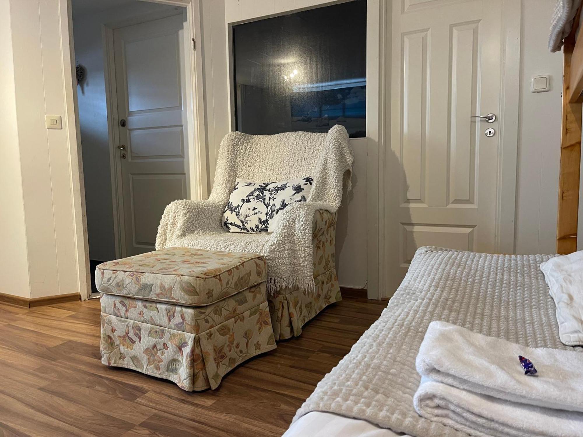 Vid Gekas Ullared Boende B&B Bagian luar foto